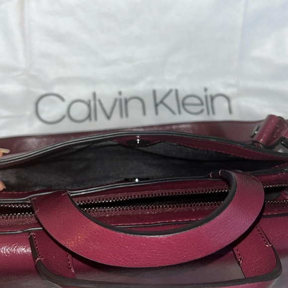 BRAND NEW Calvin Klein Handbag - Picture 5 of 12